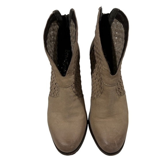 Diba True Lake land woven laser cut bootie size 9 - Picture 2 of 10